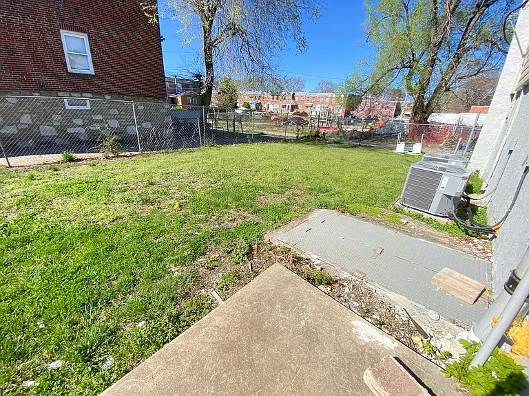 1433 Vernon Rd — Photo 30