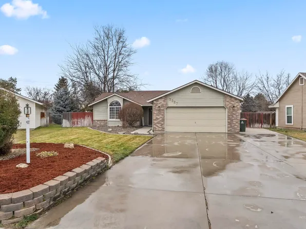 2327 E Green Meadow Ct, Meridian, ID 83646
