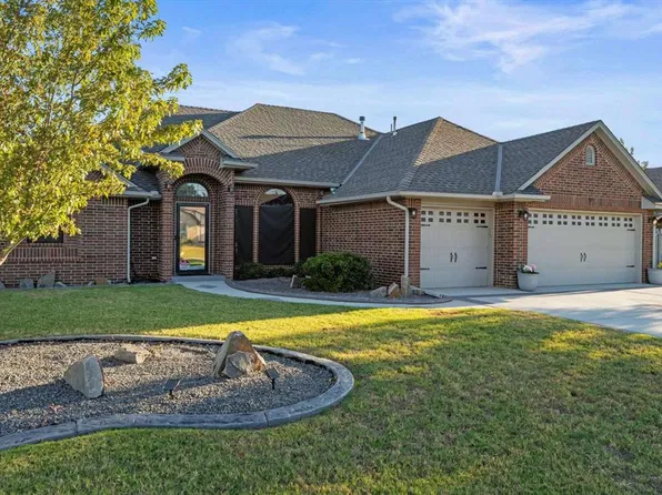 11616 Royal Coach Dr, Yukon, OK 73099