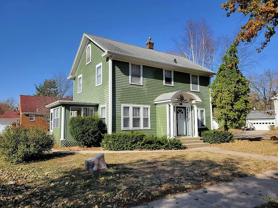 2001 Merner Ave