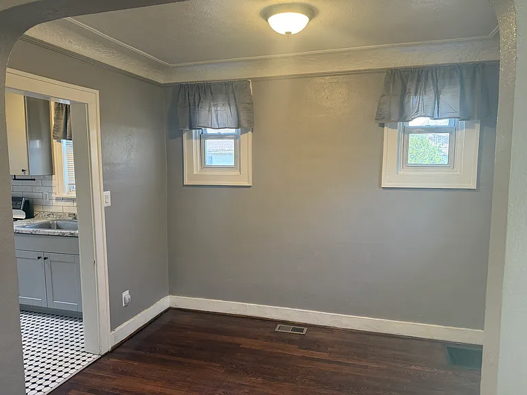 17305 McIntyre Ave — Photo 23