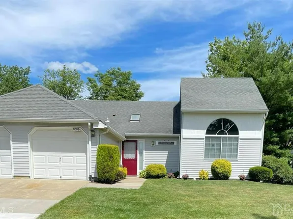 850 B Ardmore Rd, Monroe Township, NJ 08831