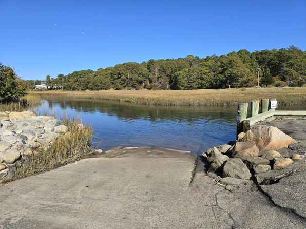 8 Monomoy Lane, Orleans, MA 02653