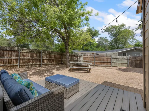 1404 Southport Dr #A, Austin, TX 78704