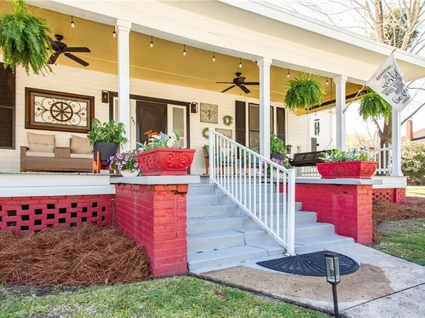 407 W Park St, Blackshear, GA 31516