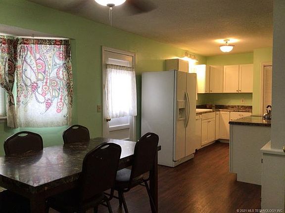 4th image of 1108 SE 15th St