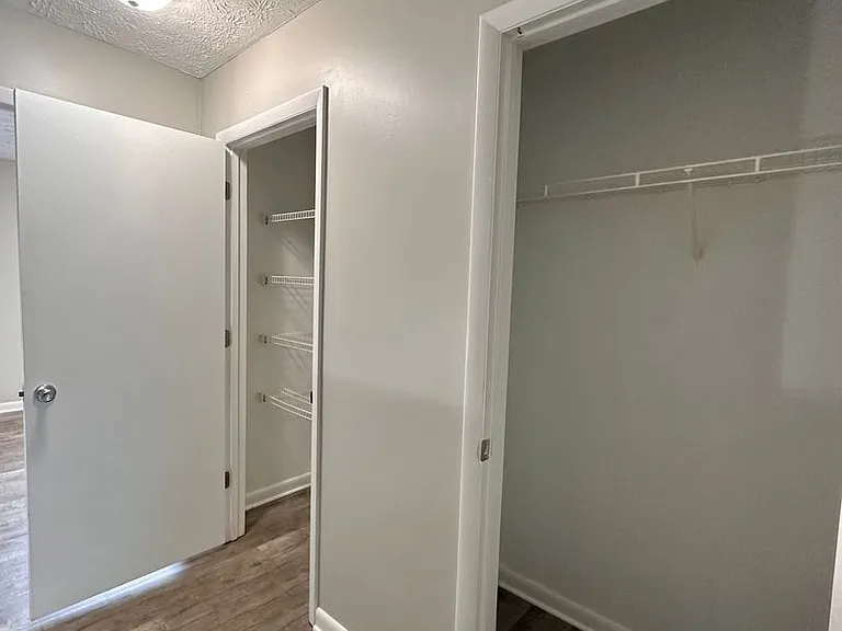 2021 N Sizer Ave #L — Photo 58