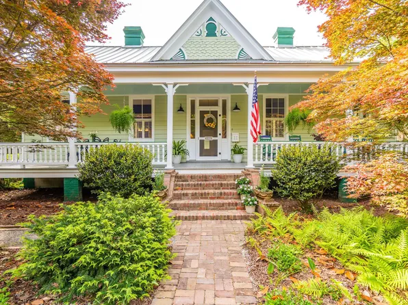 317 Sumter Ave, Summerville, SC 29483