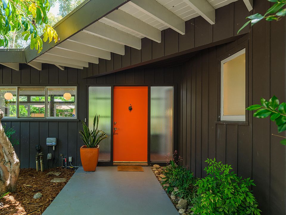 1st image of 1059 Alpine Villa Dr
