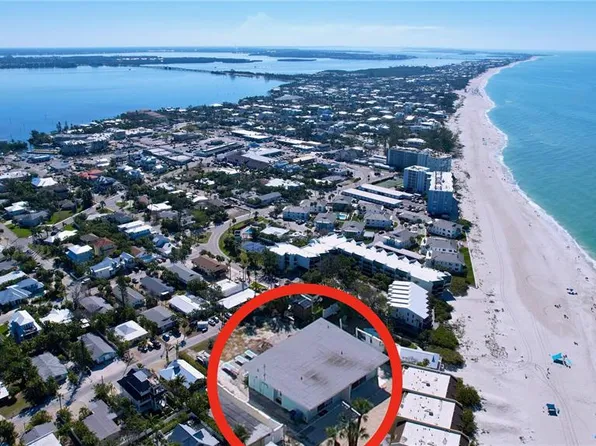 5615 Gulf Dr, Holmes Beach, FL 34217