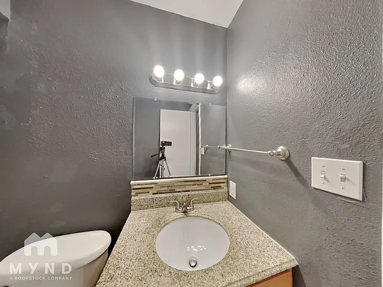 6702 Fire Hill Dr — Photo 11