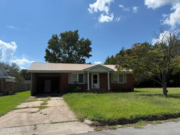 217 N Edgewood Avenue, Williamston, NC 27892