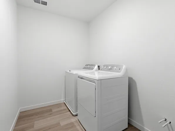 9266 Telluride Ct, Commerce City, CO 80022