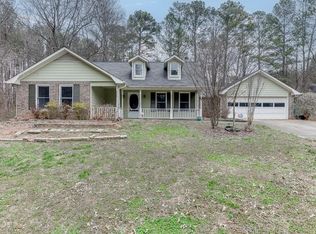 299 Forrest View Ln, Auburn, GA 30011