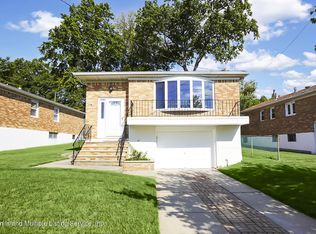 921 Hylan Blvd, Staten Island, NY 10305