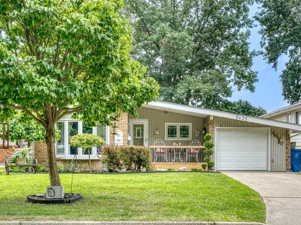 9435 Ridge Rd, Windsor, ON N8R 1G5