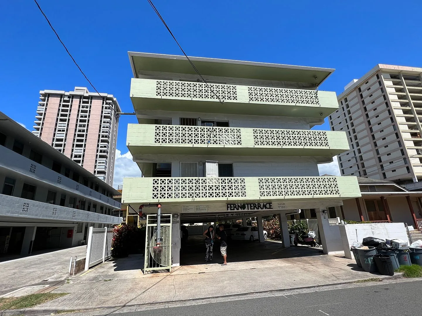 For Rent - Fern Terrace 2120 Fern St. #203 — Photo 1