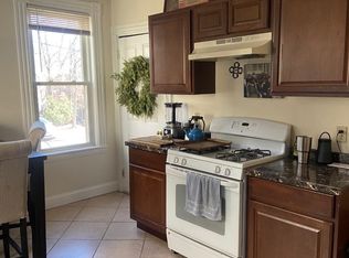 194 H St #1, Boston, MA 02127