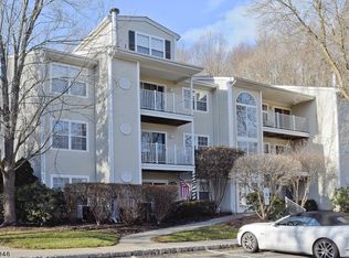 68 Brookside Ln #8323, Mount Arlington, NJ 07856