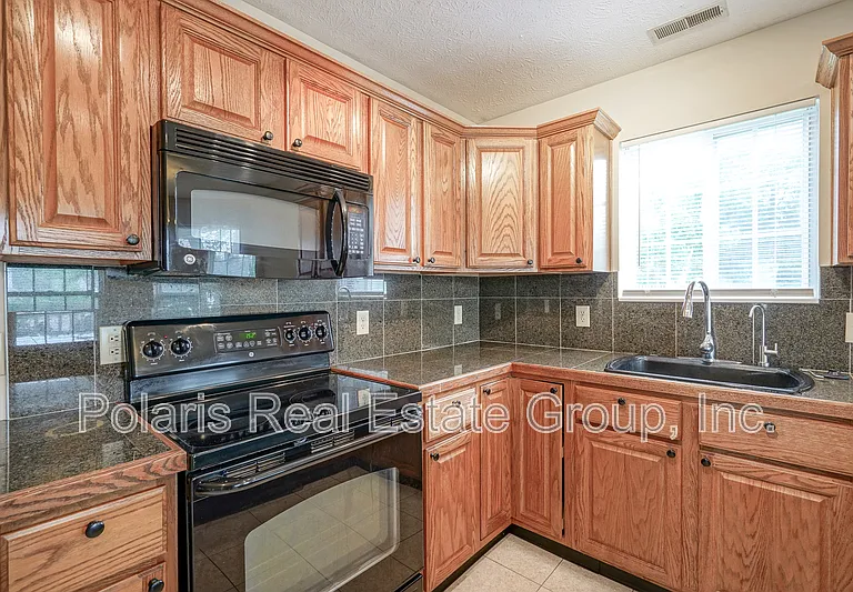3882 Cornwallis Ln — Photo 13