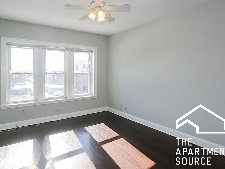 4814 N Paulina St #1 — Photo 4