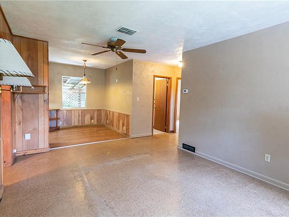 3rd image of 1604 E Linda St