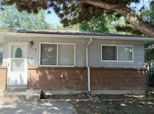 219 Bishop St, Fort Collins, CO 80521