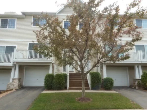 564 Willoughby Way W, Minnetonka, MN 55305