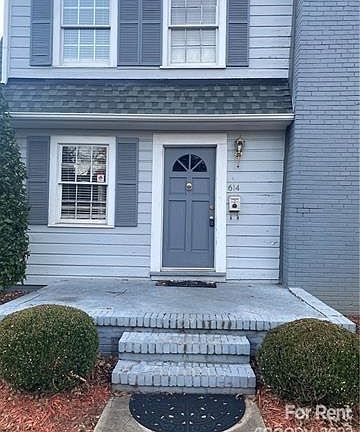 2nd image of 614 Woodruff Pl