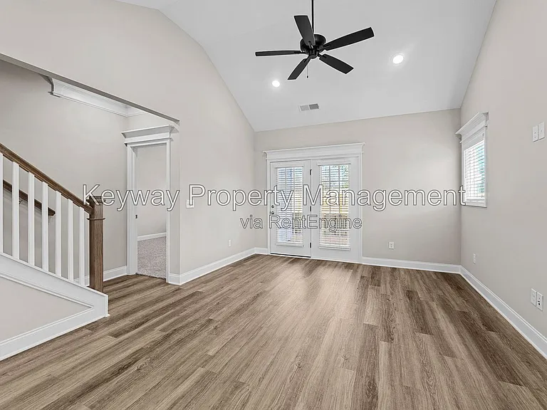 2120 Denmark Ave SE — Photo 11