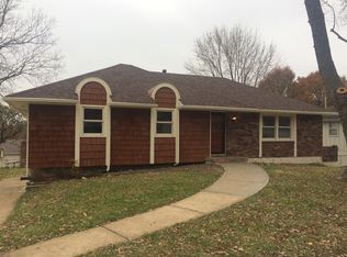 17509 E R D Mize Rd, Independence, MO 64057