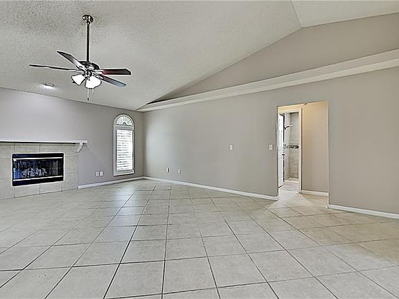 5th image of 3101 Featherwood Ct