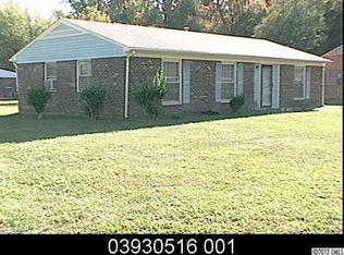 701 Milan Rd E, Charlotte, NC 28216