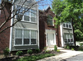 1100 Highland Oaks Ct UNIT C, Ballwin, MO 63021