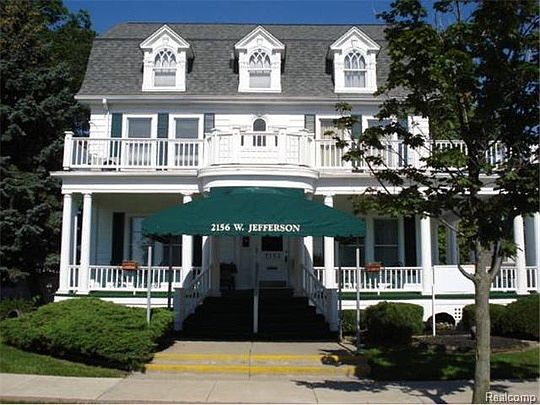 1st image of 2156 W Jefferson Ave