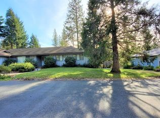 859 Hixson Dr, Grants Pass, OR 97526