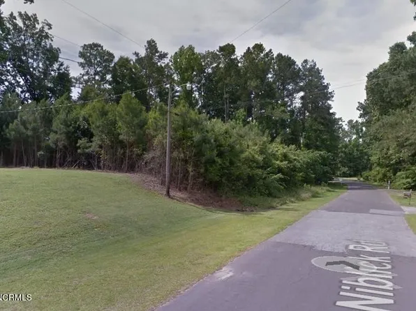 63 Niblick Road, Grifton, NC 28530