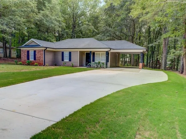 685 Mills Dr, Covington, GA 30016