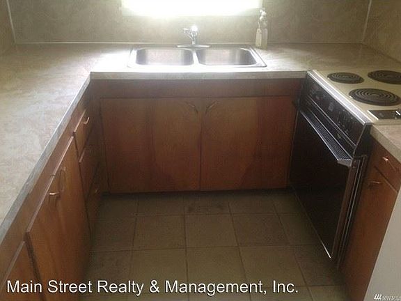 5th image of 8418 123rd St E