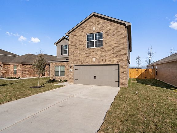 3rd image of 213 Sunnymeade Ln