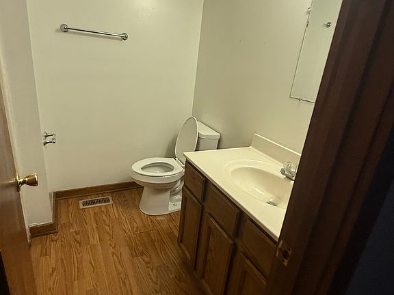 4th image of 1220 Aruba Ct