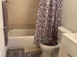 743 S 8th St, Philadelphia, PA 19147
