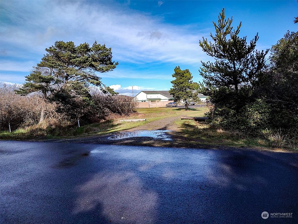 1st image of 539 Ensign Avenue NW