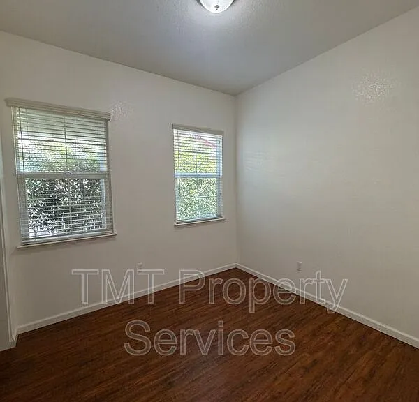 8622 Neopolitan Way — Photo 17