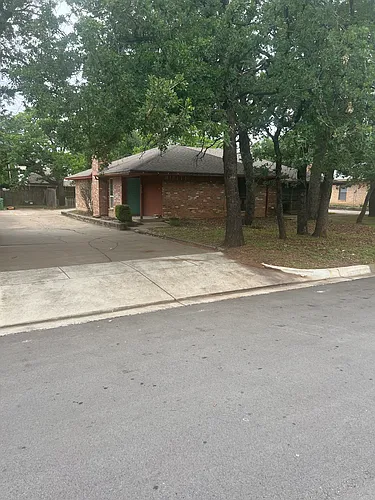 7513 Windhaven Rd #1 Photo 1