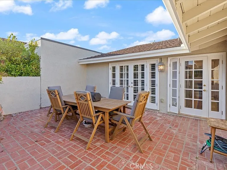 8 Sandbar Dr — Photo 25