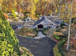 5 Mallard Drive, Lloyd Harbor, NY 11743