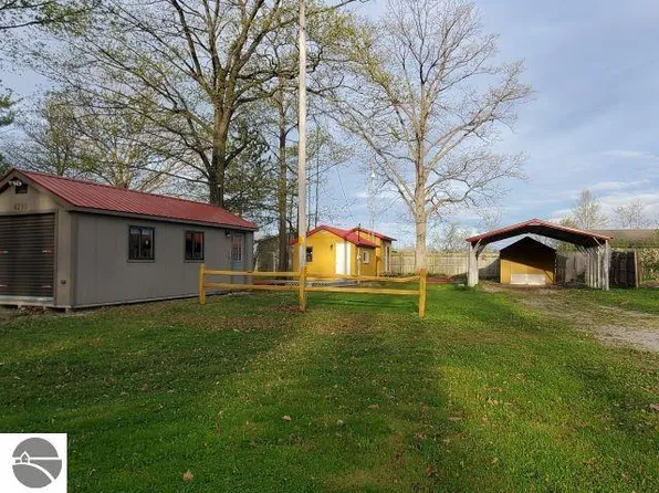 4290 S Lake Dr, Prescott, MI 48756