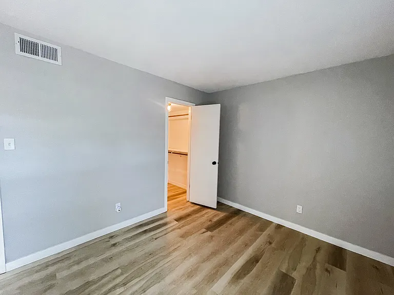 3770 W Benjamin Holt Dr #8 — Photo 11