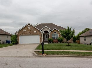4323 W Forest Ridge Rd, Battlefield, MO 65619
